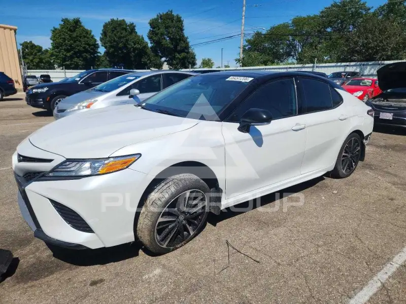 2020 Toyota CAMRY фото
