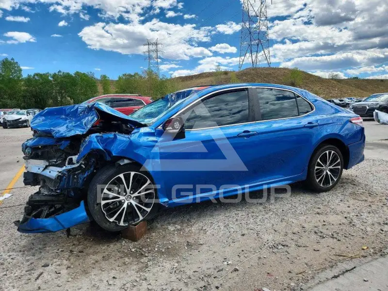 2020 Toyota CAMRY photo