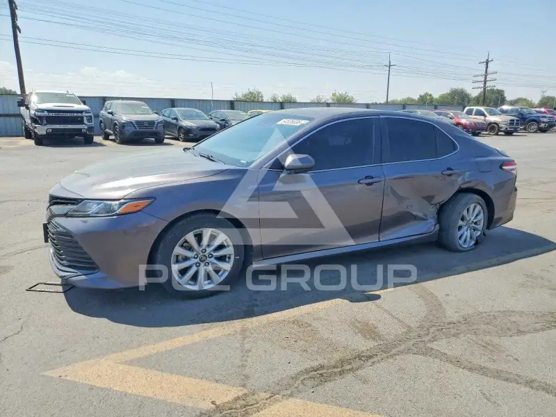 2020 Toyota CAMRY фото