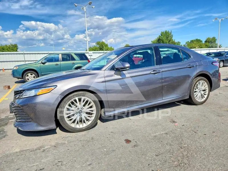 2020 Toyota CAMRY photo