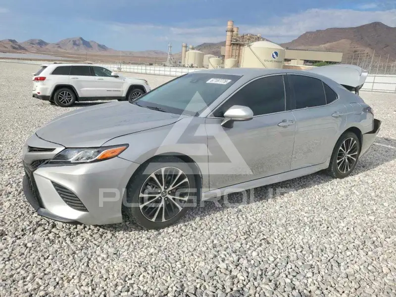 2020 Toyota CAMRY фото