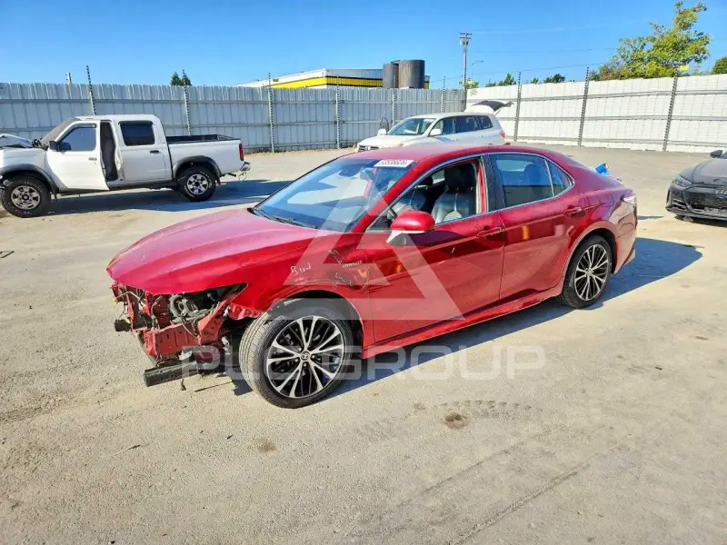 2020 Toyota CAMRY фото