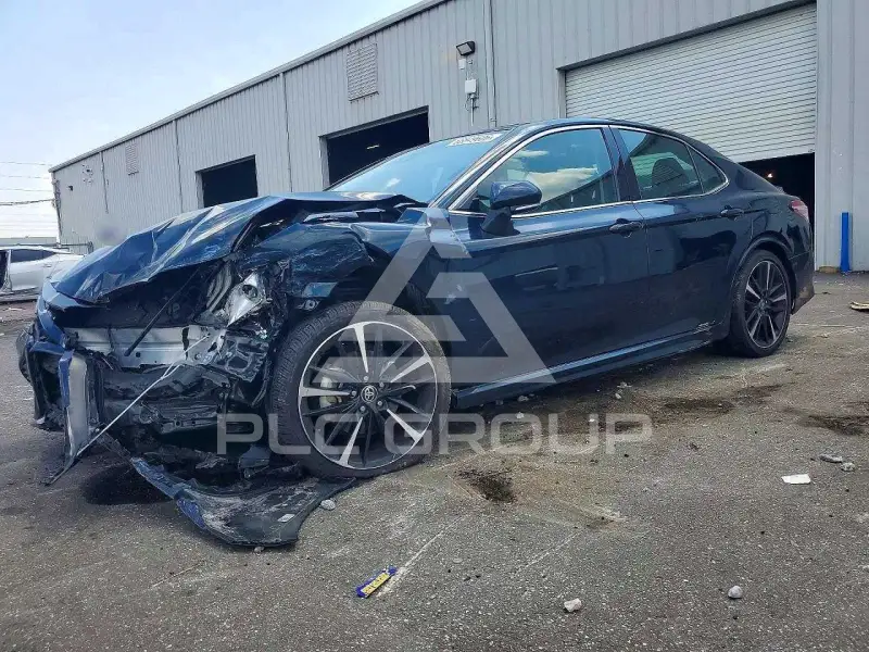 2020 Toyota CAMRY фото