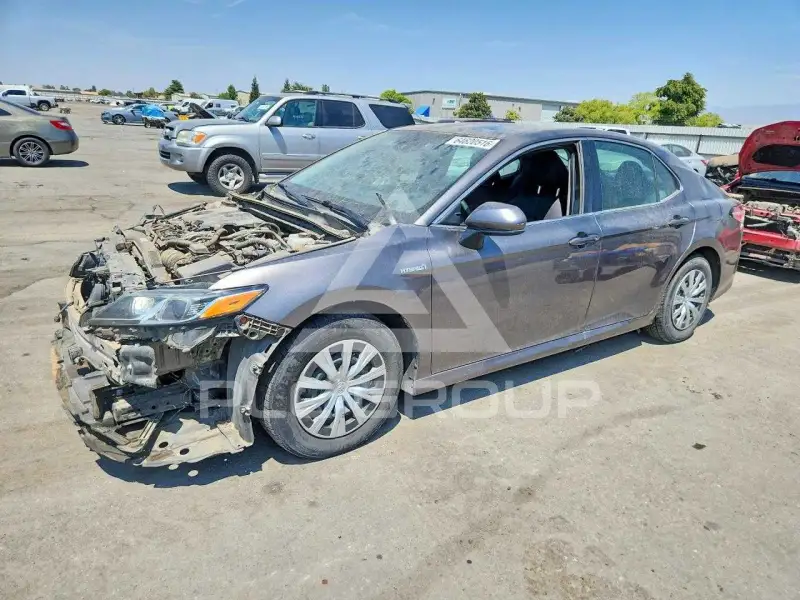 2020 Toyota CAMRY фото