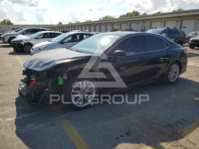 2020 Toyota CAMRY фото
