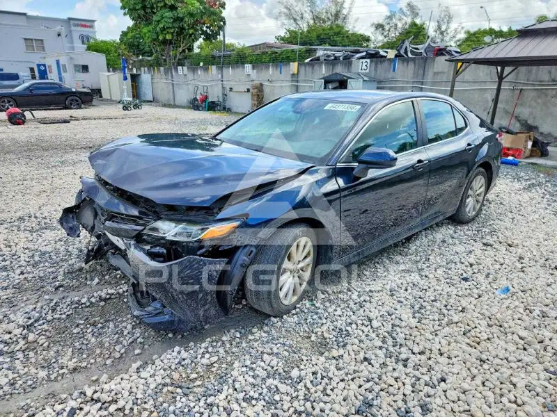 2020 Toyota CAMRY фото