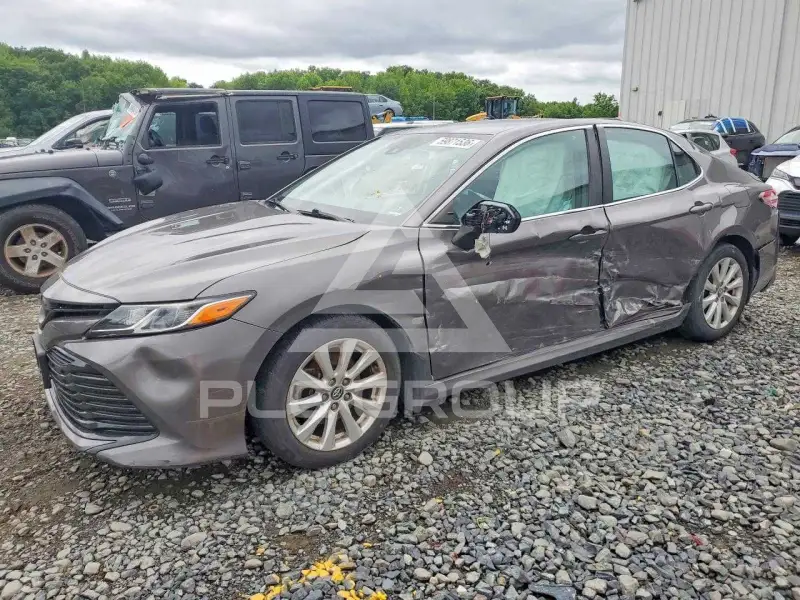 2020 Toyota CAMRY фото