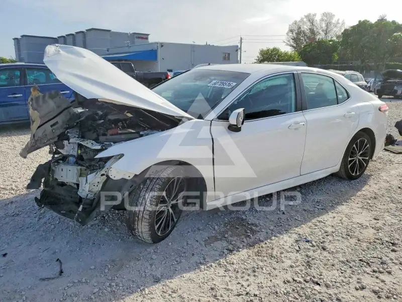 2020 Toyota CAMRY фото