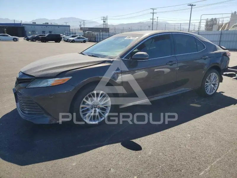 2020 Toyota CAMRY фото