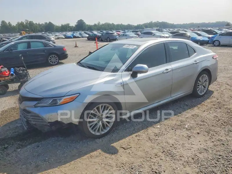 2020 Toyota CAMRY фото