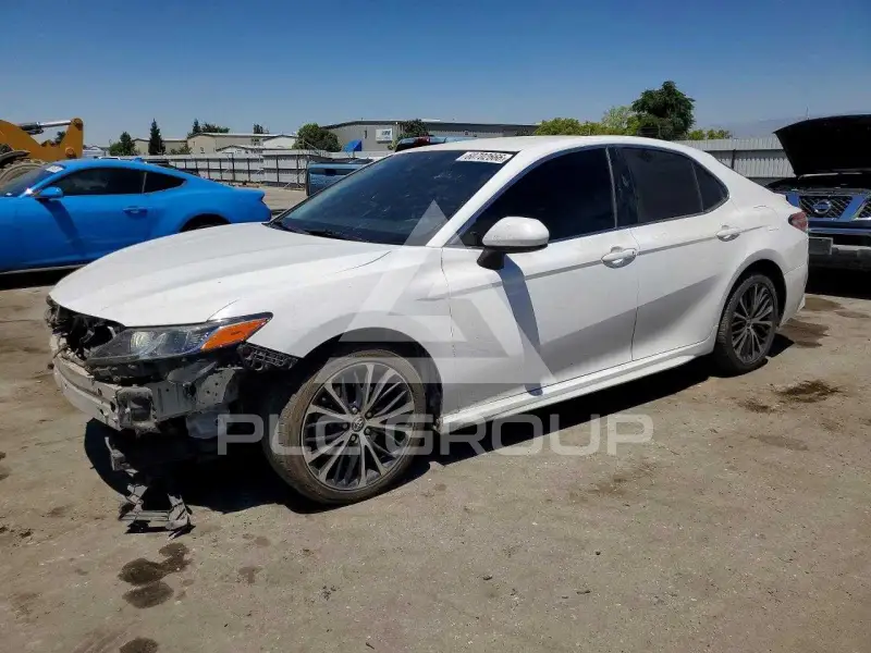 2020 Toyota CAMRY фото