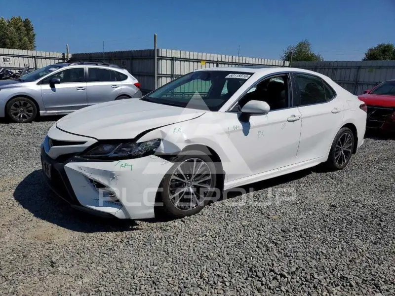 2020 Toyota CAMRY фото