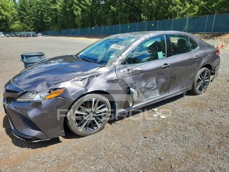 2020 Toyota CAMRY photo