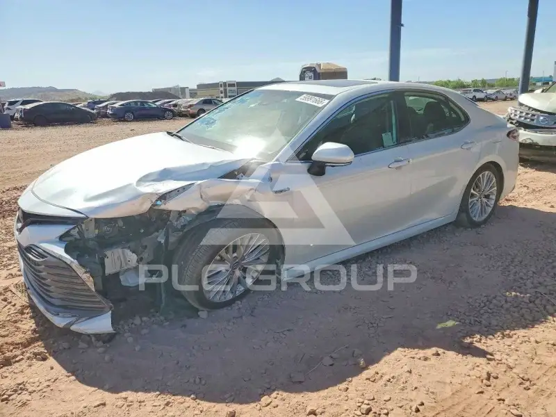 2020 Toyota CAMRY фото