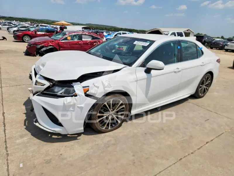 2020 Toyota CAMRY фото