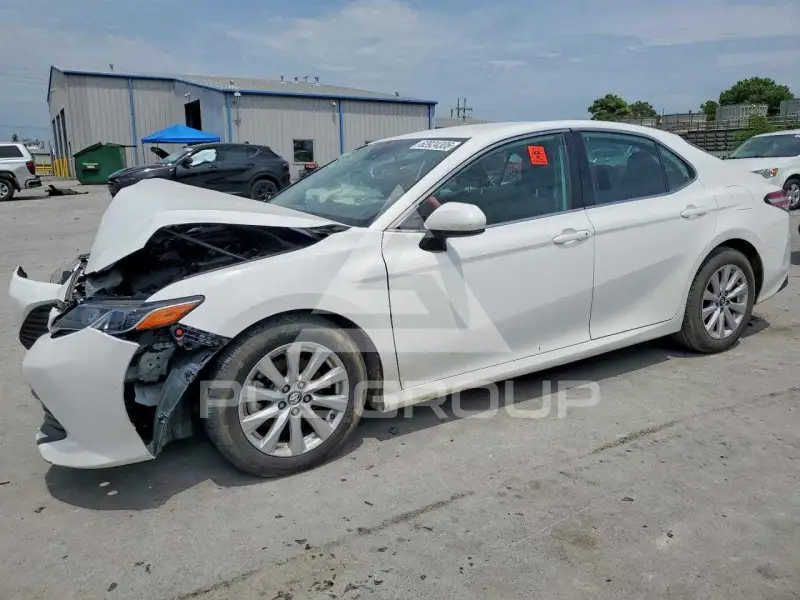 2020 Toyota CAMRY photo