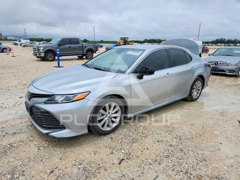2020 Toyota CAMRY фото