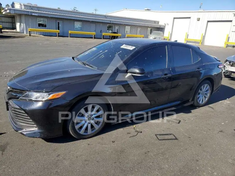 2020 Toyota CAMRY фото