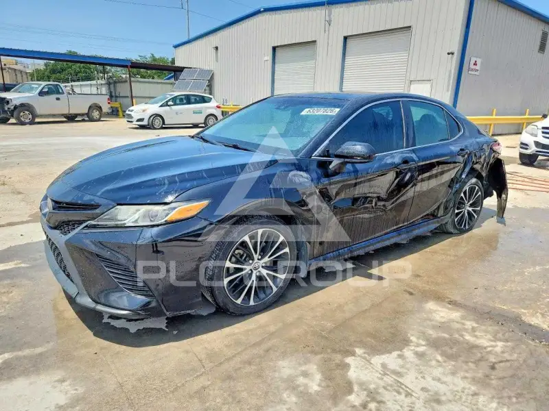 2020 Toyota CAMRY фото