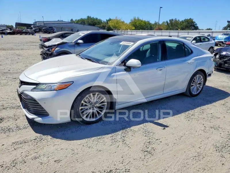 2020 Toyota CAMRY photo