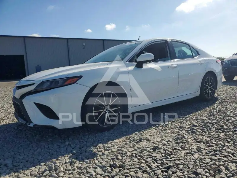 2020 Toyota CAMRY фото