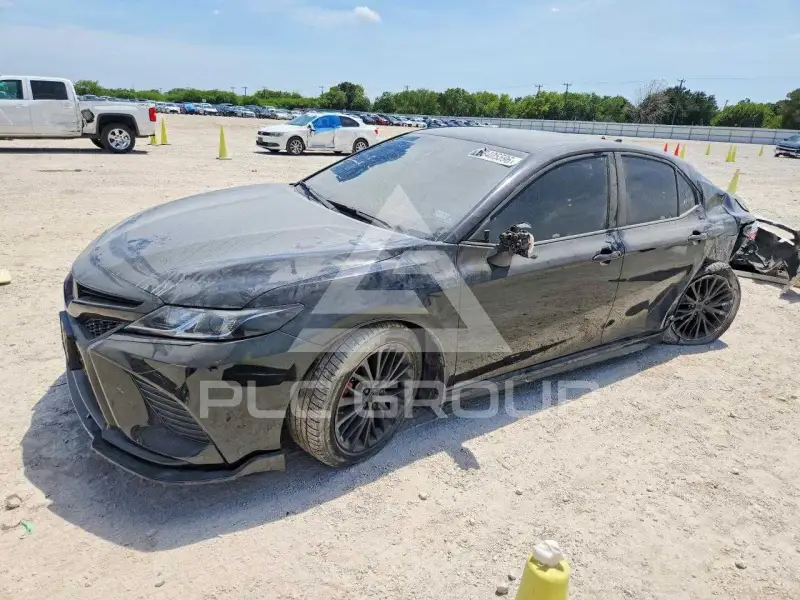 2020 Toyota CAMRY фото