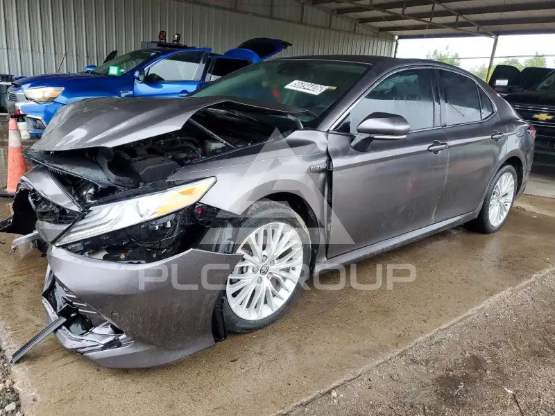 2020 Toyota CAMRY фото