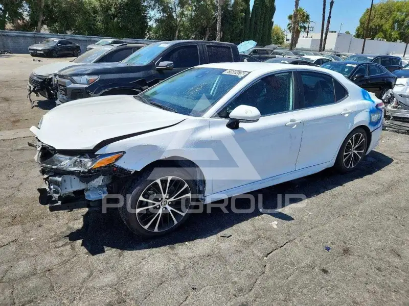 2020 Toyota CAMRY фото
