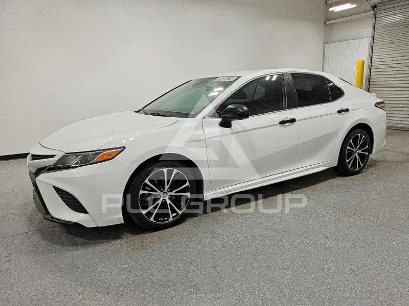 2020 Toyota CAMRY фото