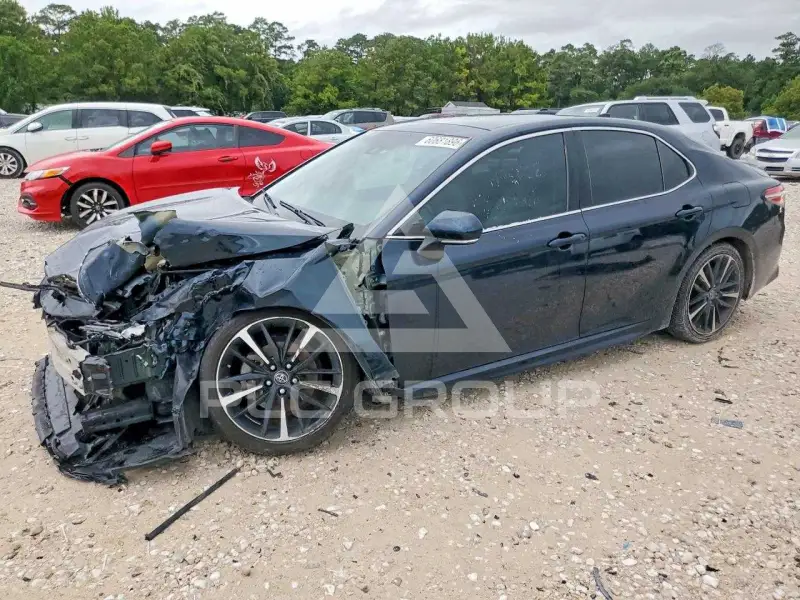 2020 Toyota CAMRY фото