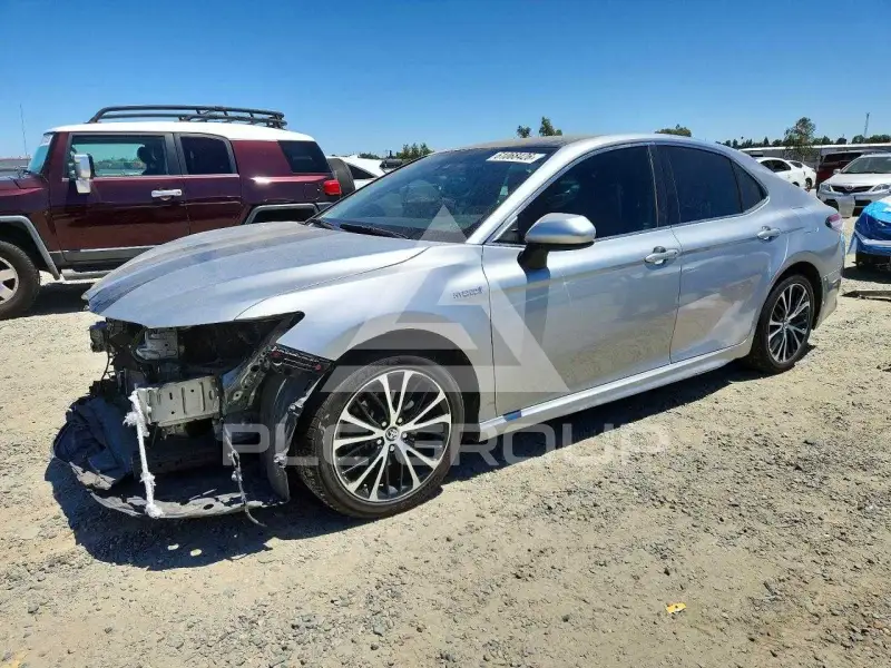 2020 Toyota CAMRY photo