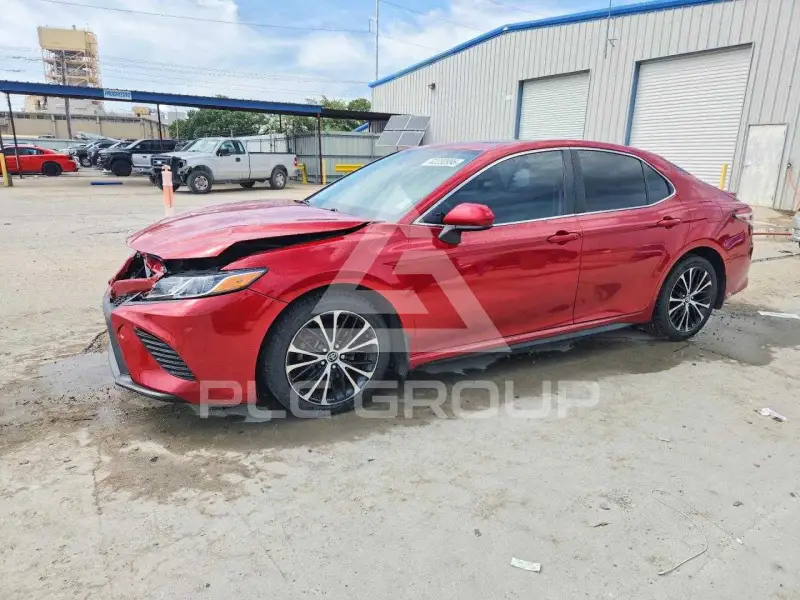 2020 Toyota CAMRY фото