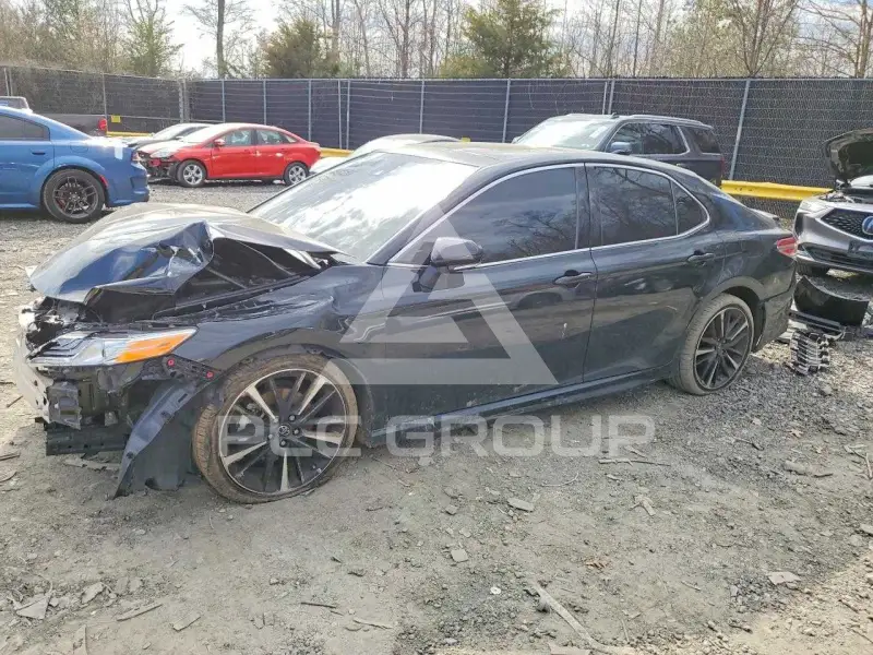 2020 Toyota CAMRY фото