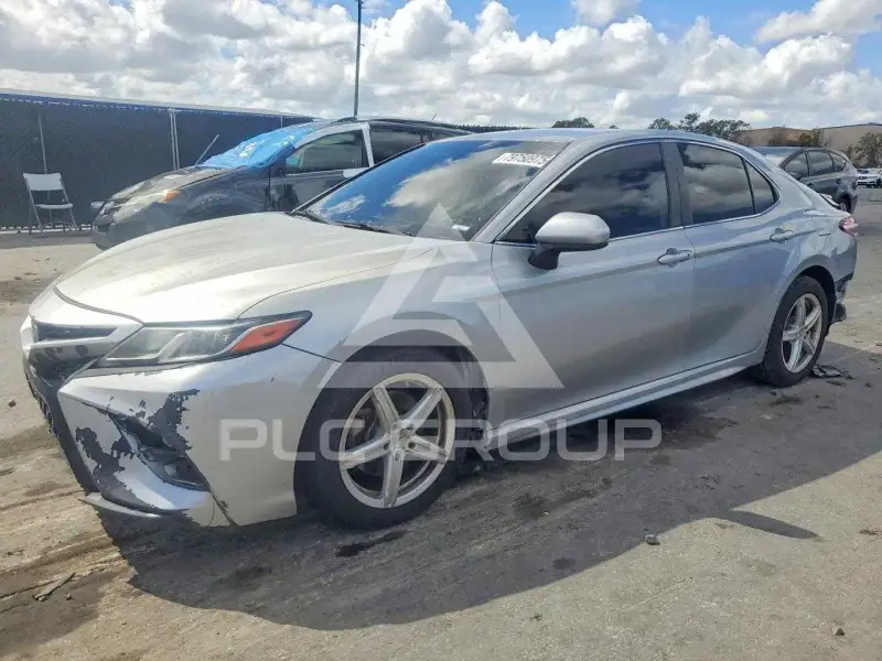 2020 Toyota CAMRY фото