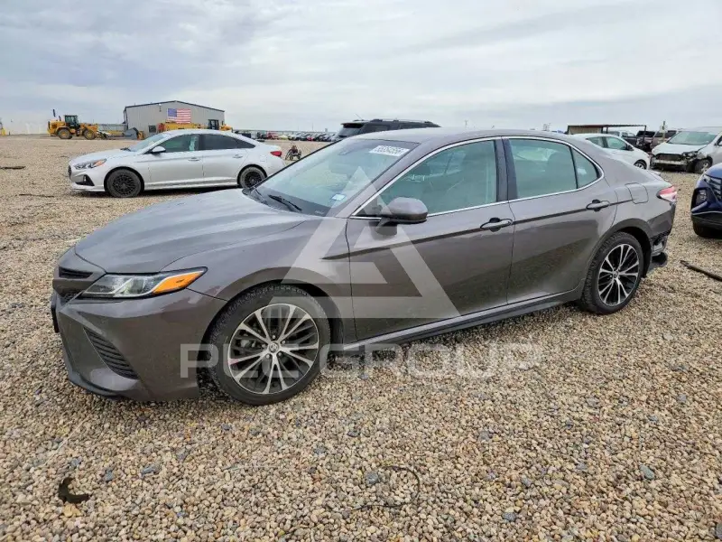 2020 Toyota CAMRY фото