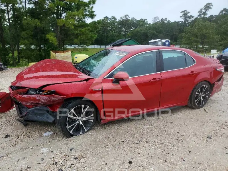 2020 Toyota CAMRY фото