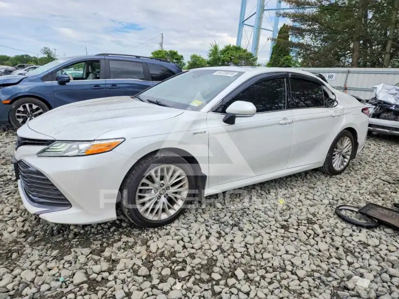 2020 Toyota CAMRY фото