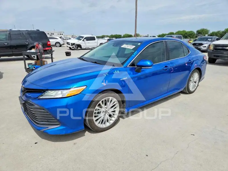 2020 Toyota CAMRY фото