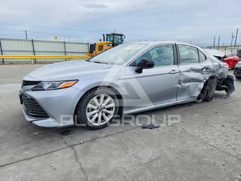 2020 Toyota CAMRY фото