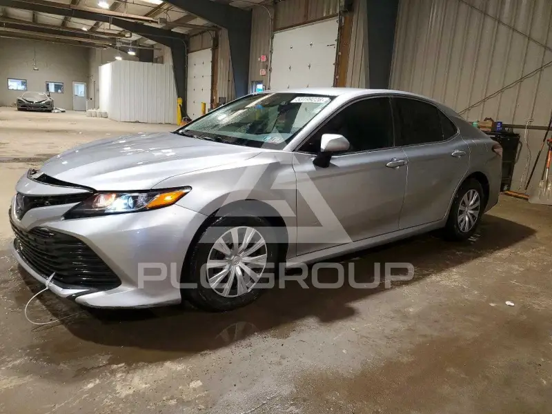 2020 Toyota CAMRY фото
