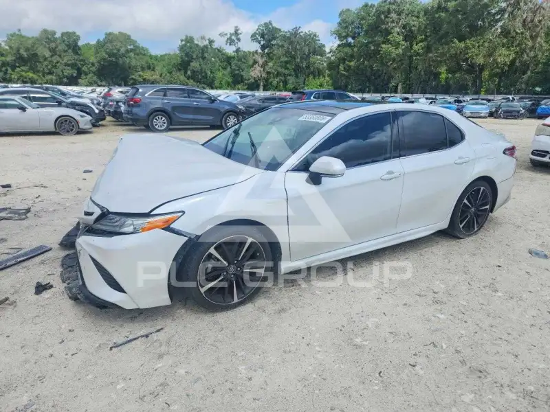 2020 Toyota CAMRY фото