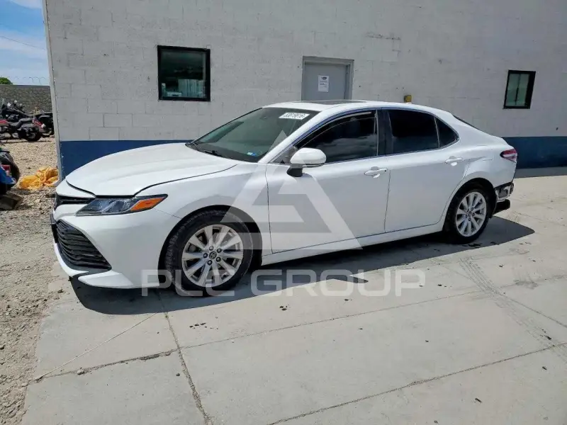 2020 Toyota CAMRY photo