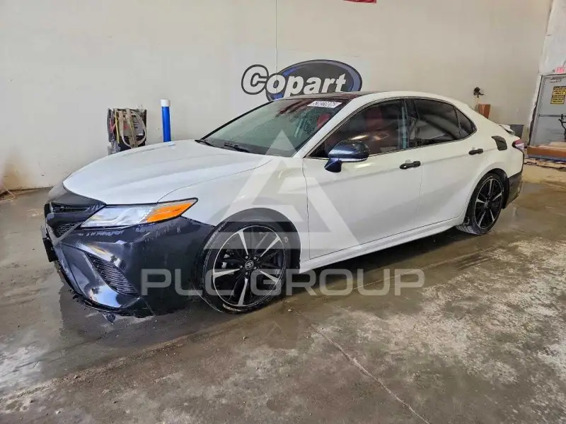2020 Toyota CAMRY фото