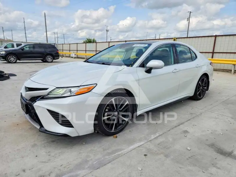 2020 Toyota CAMRY фото