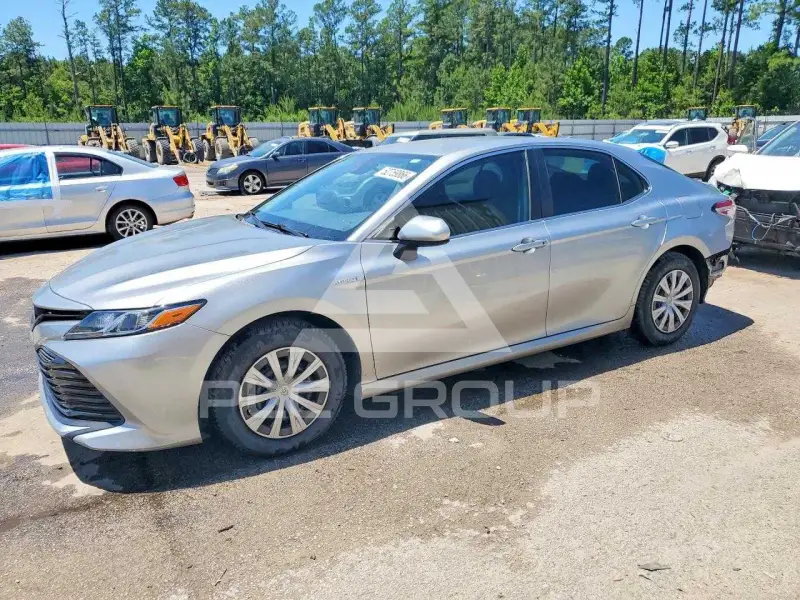 2020 Toyota CAMRY фото