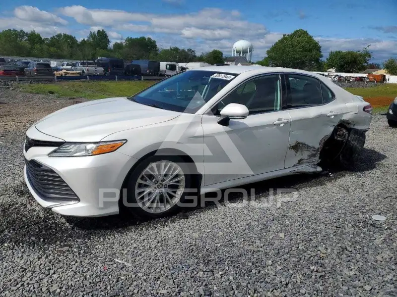 2020 Toyota CAMRY фото