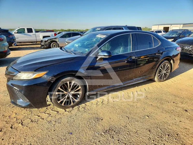 2020 Toyota CAMRY фото