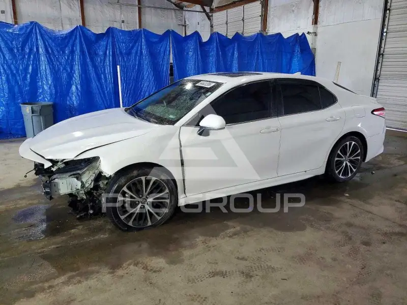 2020 Toyota CAMRY photo