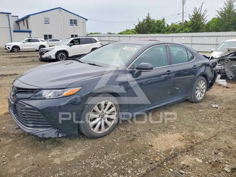 2020 Toyota CAMRY photo