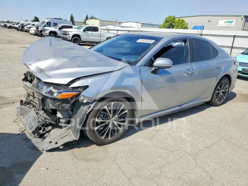 2020 Toyota CAMRY фото
